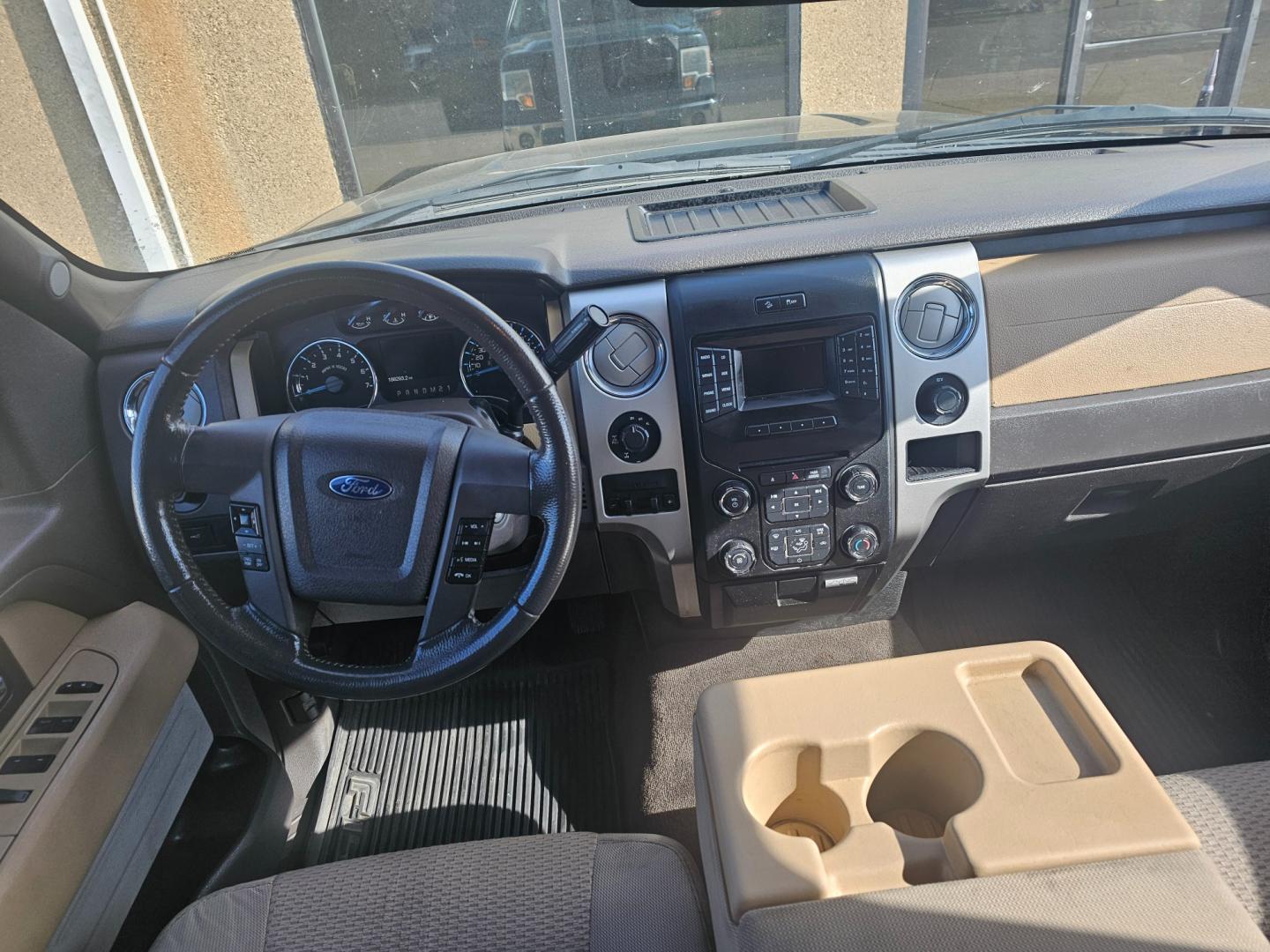 2013 BROWN Ford F-150 XLT SuperCrew 6.5-ft. Bed 4WD (1FTFW1ETXDK) with an 3.5L V6 TURBO engine, 6-Speed Automatic transmission, located at 533 S Seven Points BLVD, Seven Points, TX, 75143, (430) 255-4030, 32.313999, -96.209351 - Photo#4